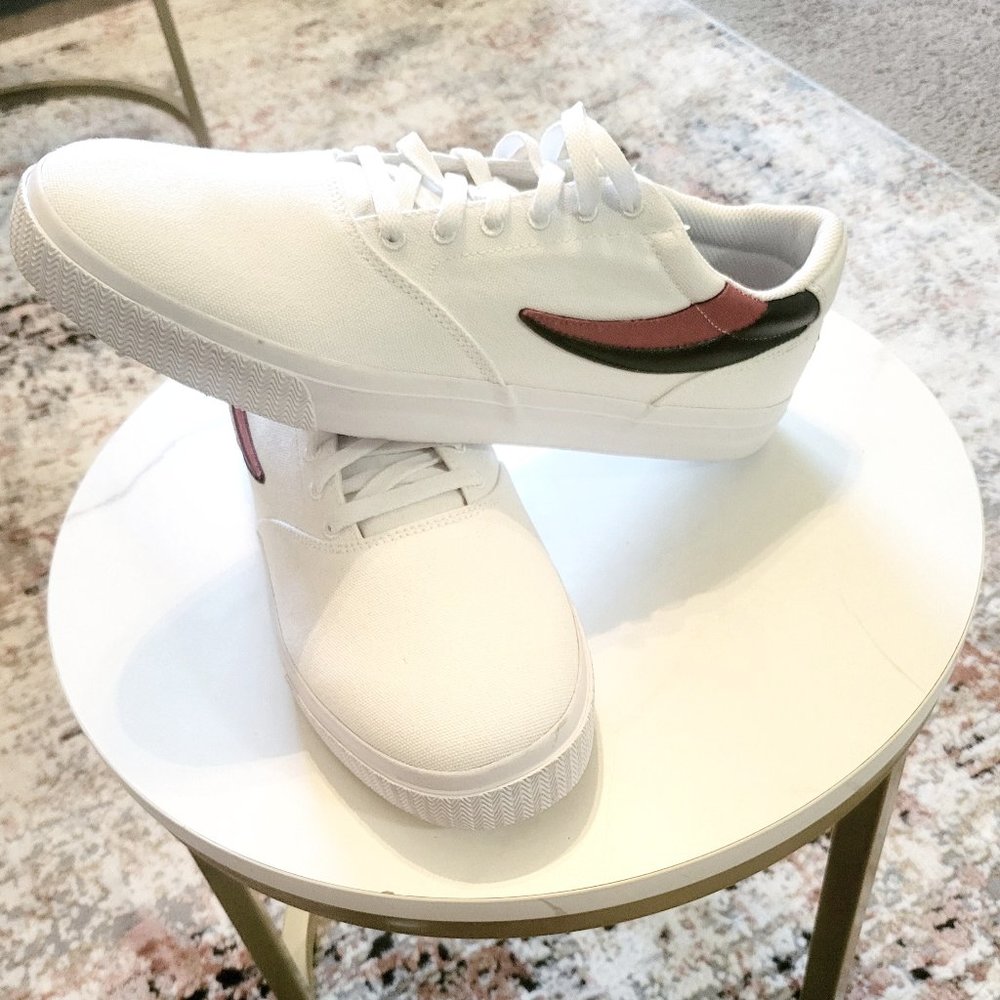 white fils toe men sneakers tennis shoes